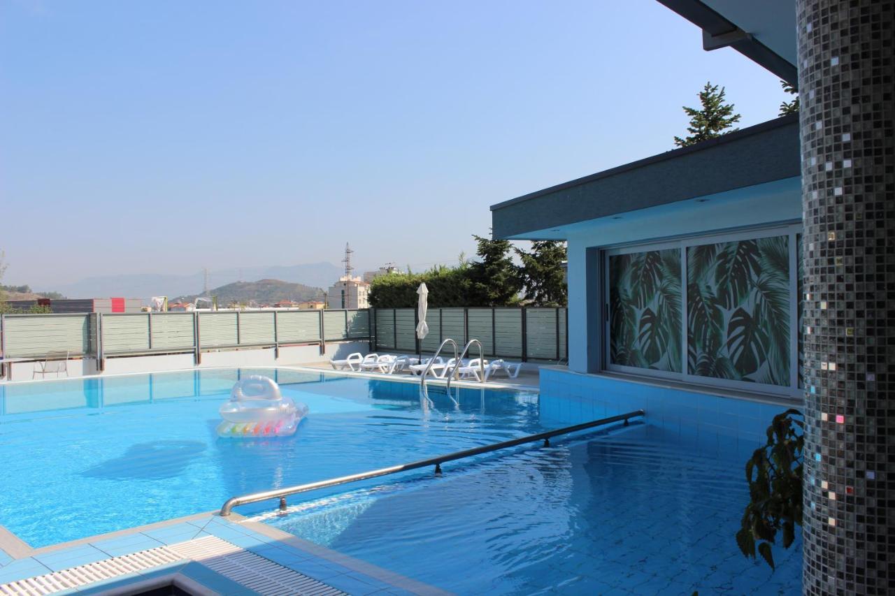 Luander Hotel Tiranë Eksteriør bilde