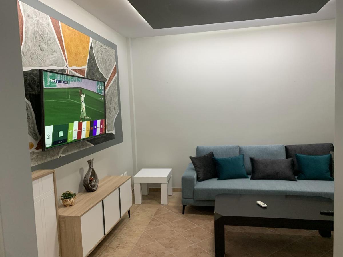 Luander Hotel Tiranë Rom bilde